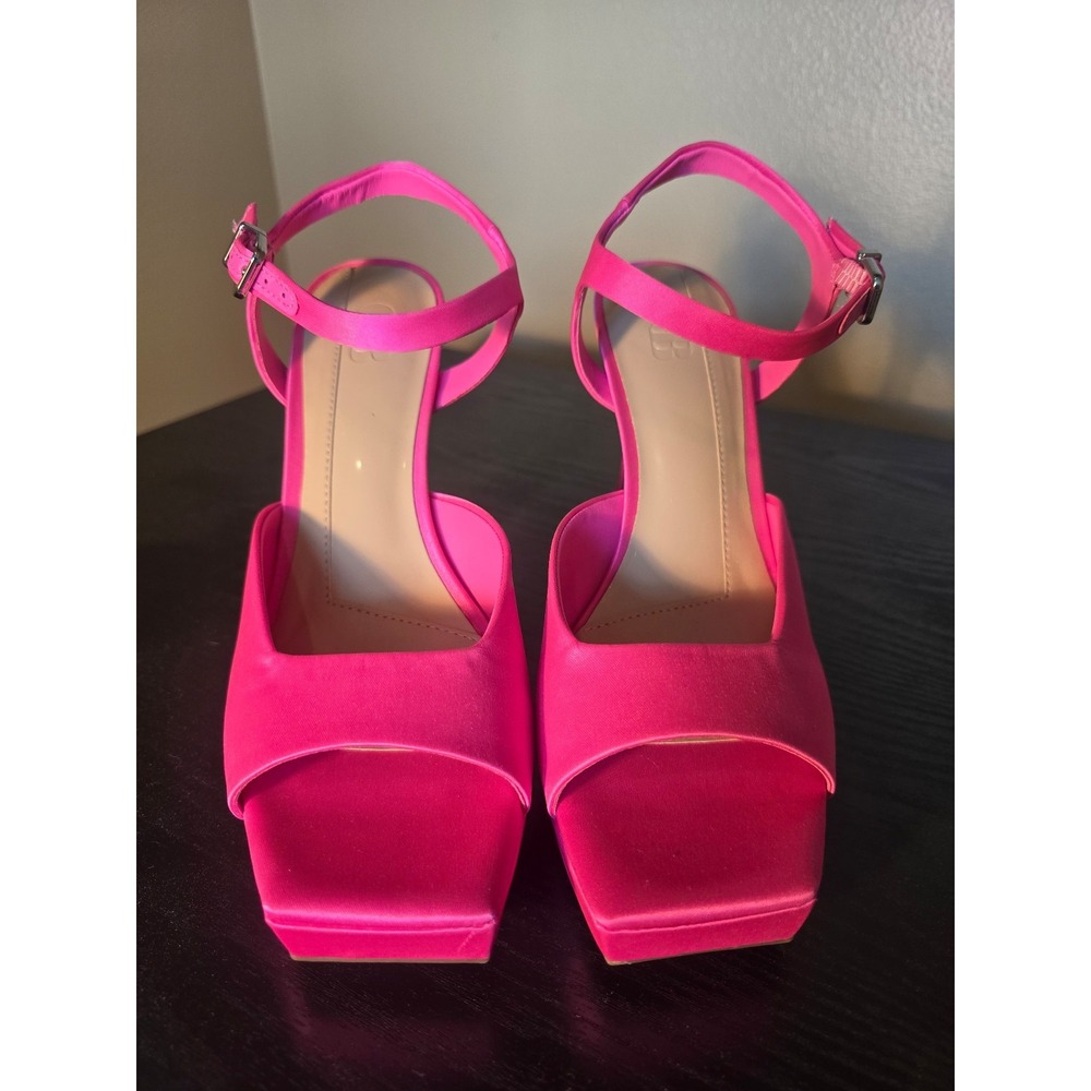 Giani Bernini hot pink barbie, super model, cosplay, costume platform heels - Picture 5 of 10